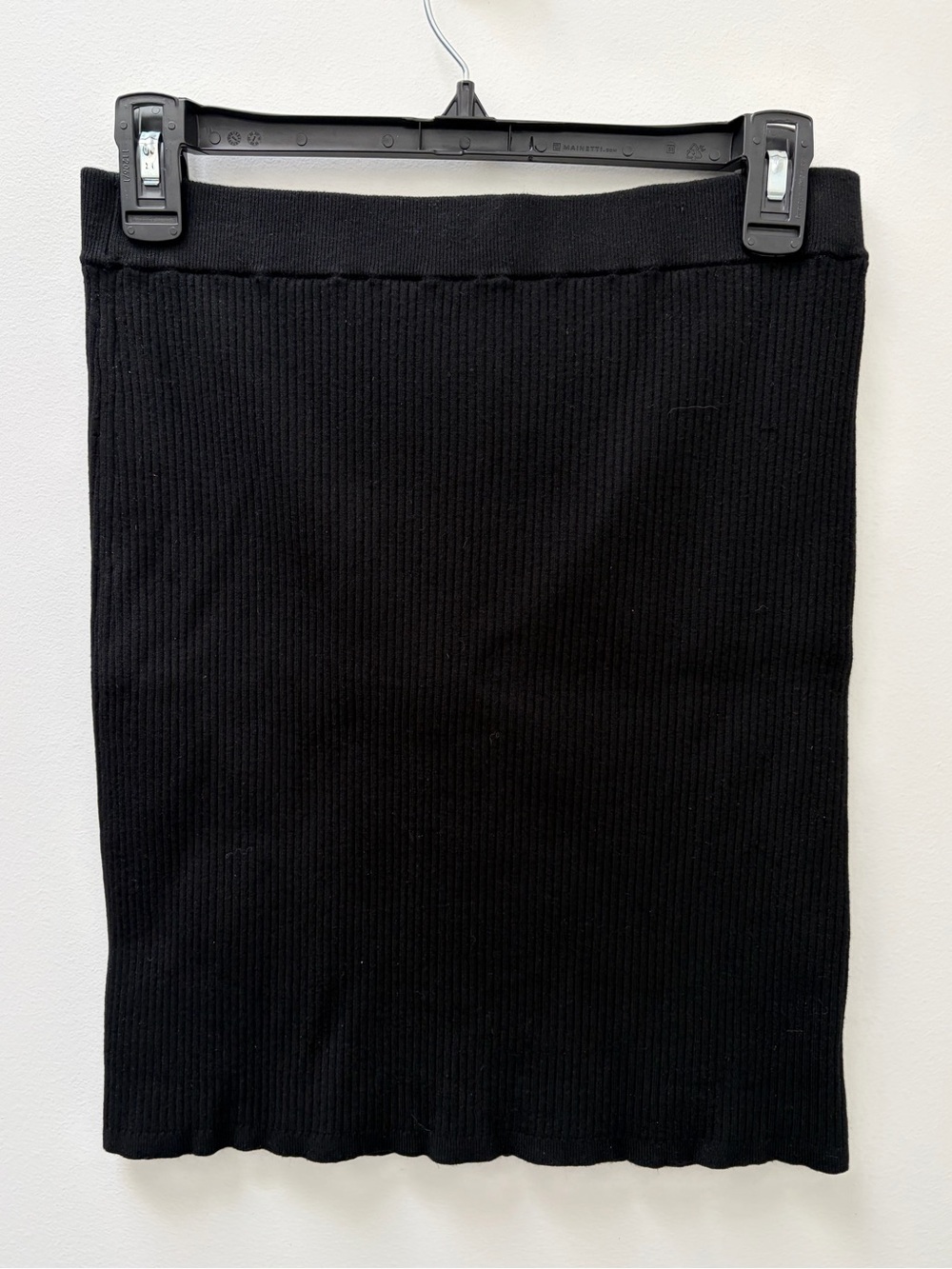 Aritzia Wilfred Ribbed Knit Straight Fit Mini Skirt Size M Black